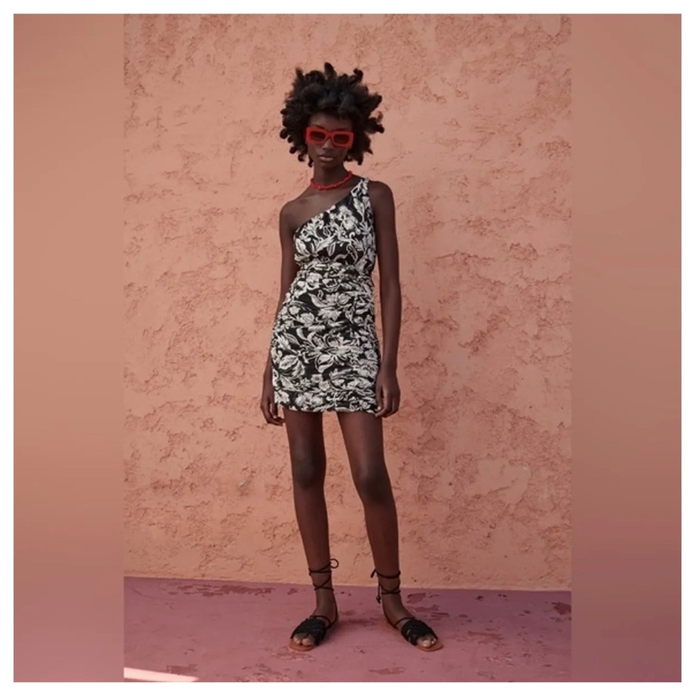 Zara Asymmetric Mini Dress Black White